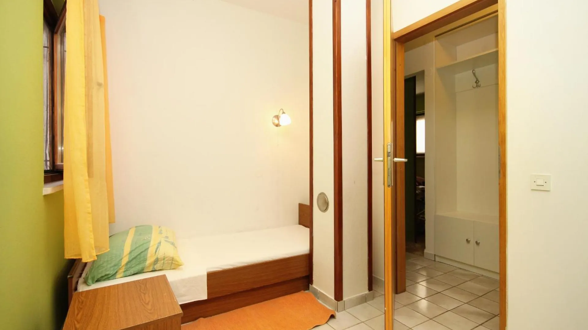 Apartments By The Sea Rastici, Ciovo - 8619 Trogir